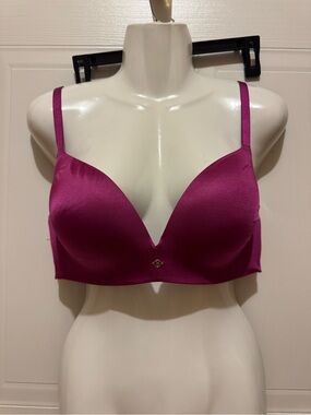 Victoria Secret Sz 38C Plunge Magenta  T-Shirt Bra - VGUC
